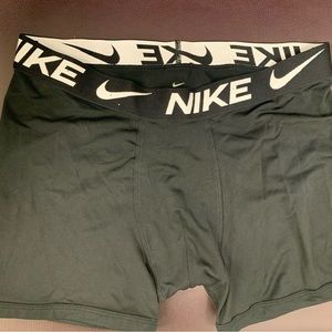 Nike Pro Dri-Fit Aeroswift Tights